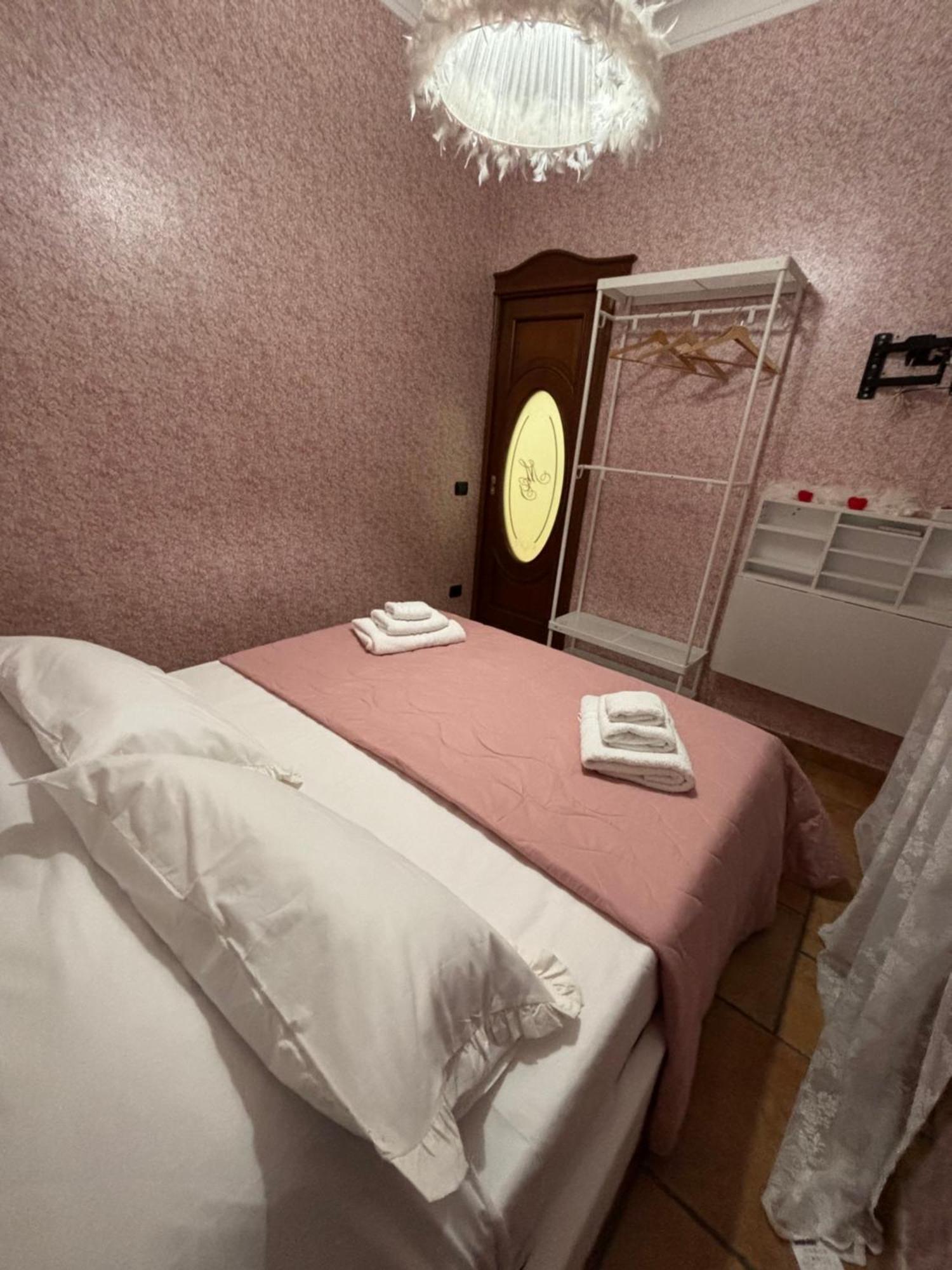 Mg Luxury * Napoli